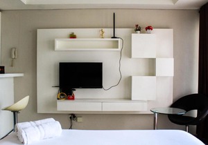 Comfy Studio Apartment at Bintaro Plaza Residence By Travelio