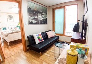 Coopie House 2 (two Rooms+King+Queen+Sofa bed)
