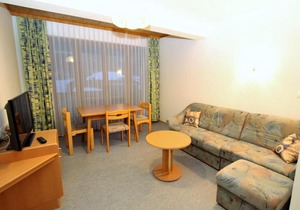 Cosy Apartment in Weissensee near Ski Lift
