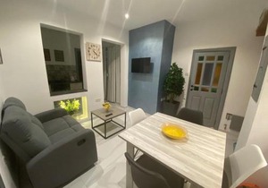 Cosy private townhouse in heart of Senglea
