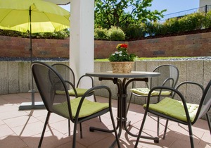 Cosy Vacation Apartment 7 on "Trostelhof" with Private Terrace