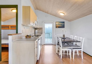 Cozy home in Hanstholm with kitchen