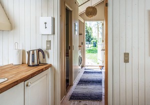 Cozy home in Skælskør with kitchen