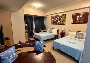 Cozyvilla at 81 Newport Blvd walk to NAIA T3 Marriott & Resorts World Casino & Newport Mall for 5 Pax FREE PARKING!