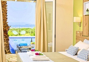 Cretan Mansion with Heated Swimming Pool Cretan Mansion
