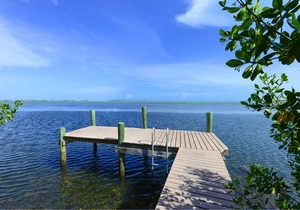 Direct Oceanfront-Atlantic Side-Dockage-Pool and 20 miles from Key West