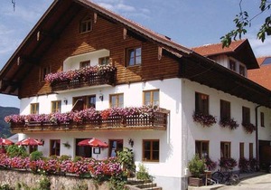 Double Room 21 - Organic Farm Kasleitner (3 flowers)