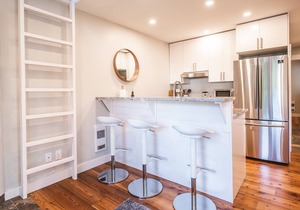 ❄︎Dusty's Suite❄︎ | 1 BR + Loft | Fully Renovated | 5 Min Walk to Creekside Gondola