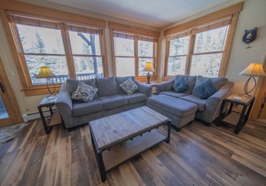 Elk Run Villas 9574