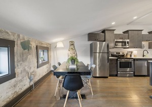 Elm 7 · The Loft OTR | The Cable House