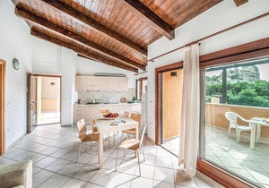 Enjoy the holiday feeling in this holiday apartment with pool in Costa Paradiso!