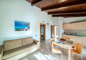 Enjoy the holiday feeling in this holiday apartment with pool in Costa Paradiso!