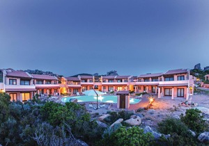 Enjoy the holiday feeling in this holiday apartment with pool in Costa Paradiso!