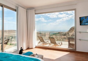 420 m² House ∙ 3 bedrooms ∙ 6 guests