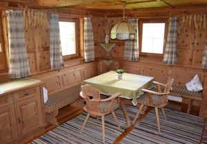 Ferienhaus Obersäuling im Sommer