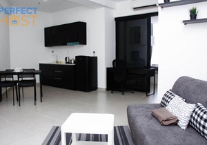 Flexus Signature Suites by Perfect Host