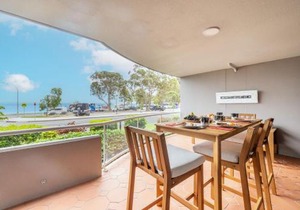 Florentine 3, 11 Columbia Cl - Lift, Linen and Sensational Waterviews