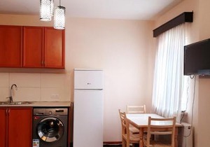 Four Brothers apartment 7