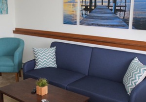 Furnished Apartment - Long & Short Stay in Lamberton MN