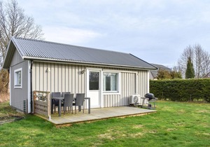Gorgeous home in Hasslö with WiFi