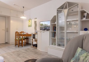 Graceful and latter day: This cute furnished ground floor suite of approximately