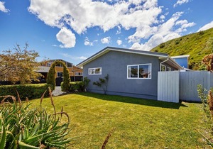 Great Location! Relax & Unwind in Southbay