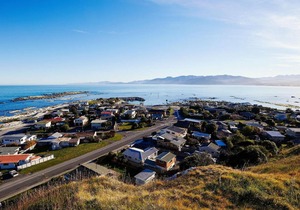 Great Location! Relax & Unwind in Southbay