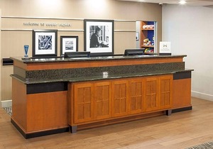 Hampton Inn & Suites Cedar Rapids - North