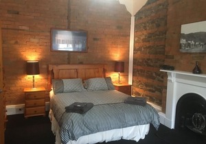 Historic Hazlett's Home c1860s