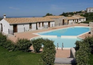 Holiday apartment Badesi for 1 - 4 persons with 1 bedroom - Row house