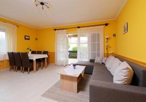 Holiday Home Hibiscus by Interhome