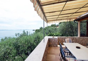 Holiday Home Mirta by Interhome