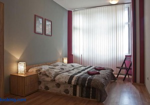 Hostel Mostel Hub Rooms and Apartments