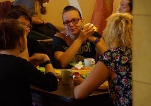 Hostel Mostel Hub Rooms and Apartments