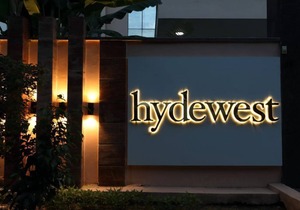 HYDEWEST Orchid Twin Platinum Studio Luxury Serviced Residences Apartment