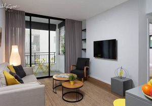 Illuminated 2BR in Ben yehuda 140 by HolyGuest