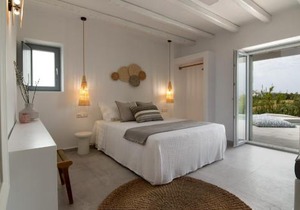 Isalos Villas with private pool, sleeps 4