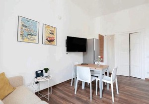 Isola View Renovated Apartment