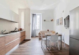Isola View Renovated Apartment