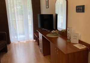 KŐNIG APARTMAN I. A HÉVÍZI TÓTÓL 300 MÉTERRE TALÁLHATÓ!
