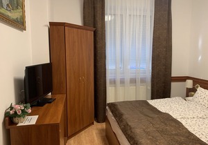 KŐNIG APARTMAN I. A HÉVÍZI TÓTÓL 300 MÉTERRE TALÁLHATÓ!