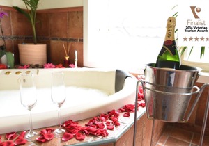 Lakeside Cottage Luxury B&B
