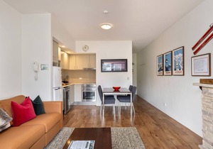 Lantern 14-Terrace Apartment, nestled in the Snowy Mountains.