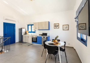 Live in Blue Breeze - Private pool & 180° Seaview
