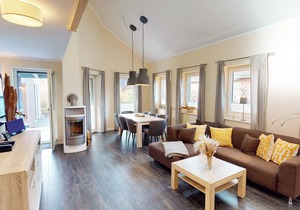 Luxurious house for 6-8 people and dog with sauna, fireplace, garden and play area