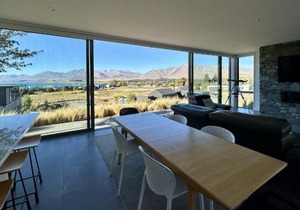 Luxury Lakeview Apartment - Lake Tekapo