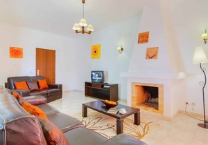 Magnificent Villa Simoes Guia