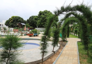 MANGO VILLAGE - A REAL TASTE OF AFRICA UNDER THE MANGO TREES