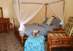 MANGO VILLAGE - A REAL TASTE OF AFRICA UNDER THE MANGO TREES