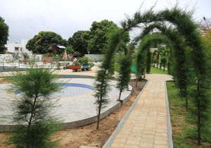 MANGO VILLAGE - A REAL TASTE OF AFRICA UNDER THE MANGO TREES